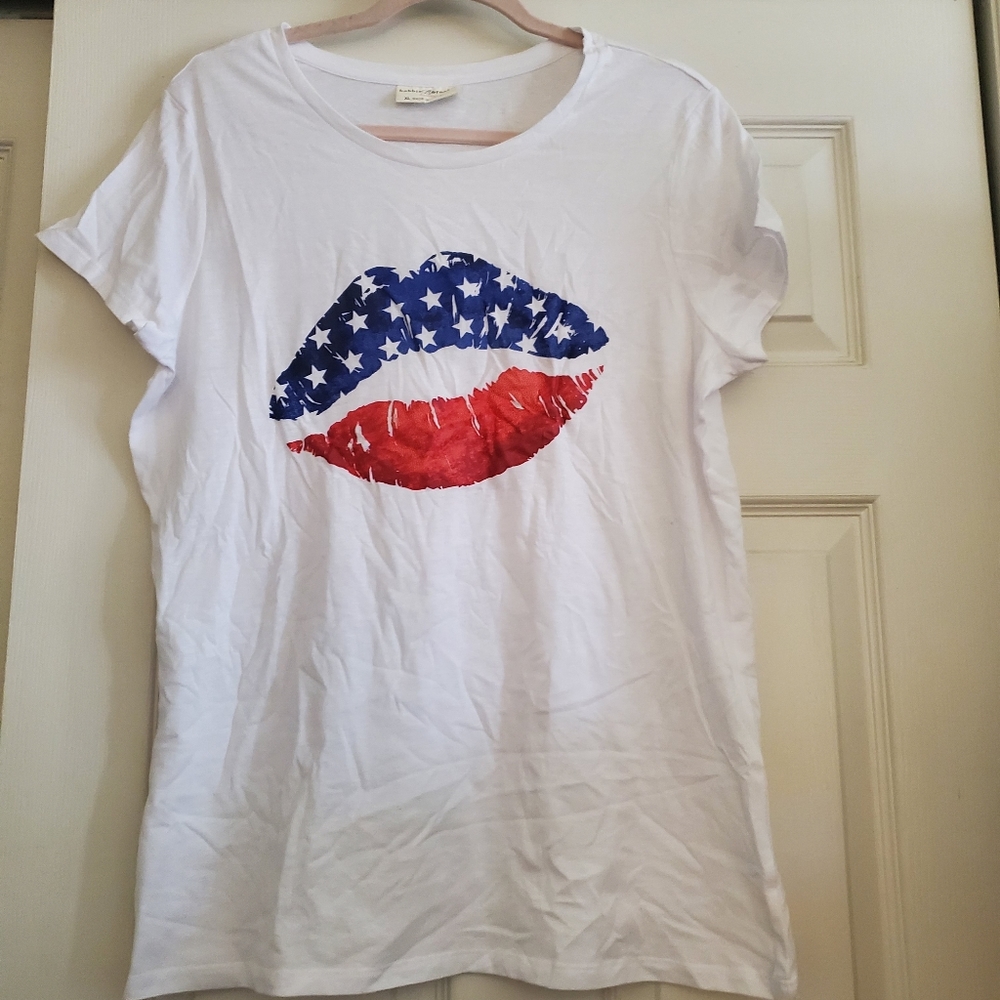 XL red white and blue t shirt